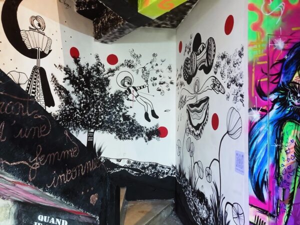 Dans la lune. Conteuse