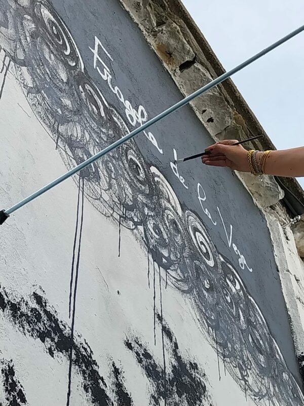 La femme canon et le saule pleureur