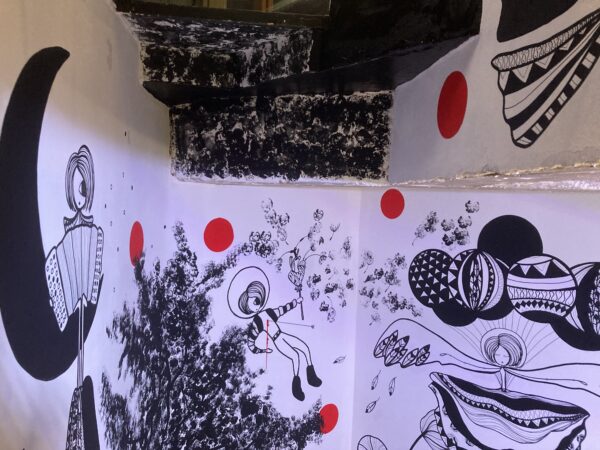 Dans la lune. Conteuse