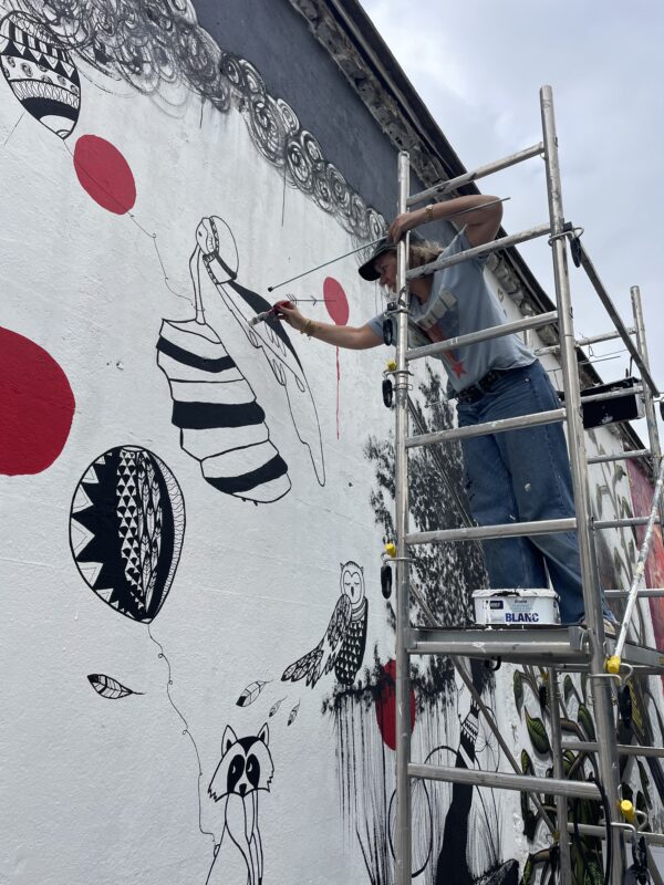 La femme canon et le saule pleureur