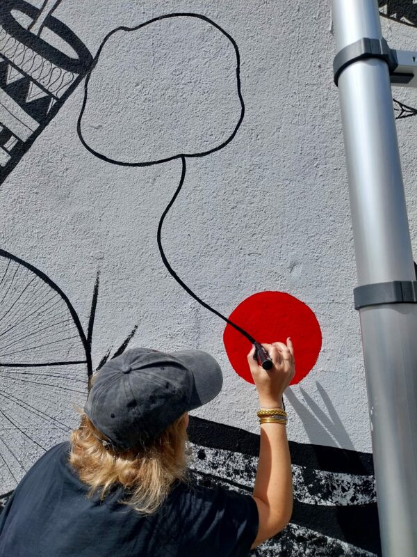 La femme canon et le saule pleureur